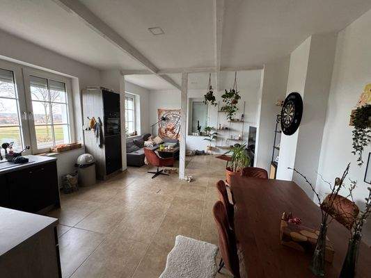 Wohnung EG: Wohn- und Essbereich