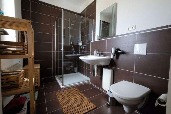 BB7FEEF3-C872-4997-8FD4-9FD5EE576E81-8432-000009E28A516389