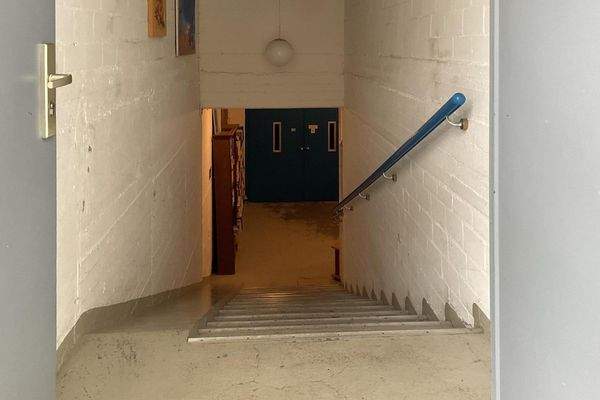 Zugang Gewerbefläche Keller