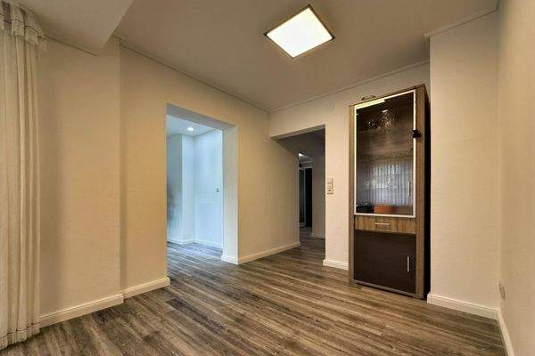 Einliegerwohnung Essbereich im Wohnzimmer