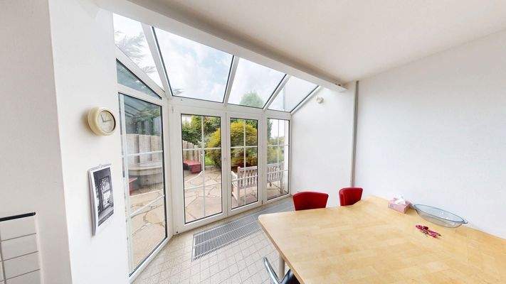 UG - Küche mit Wintergarten