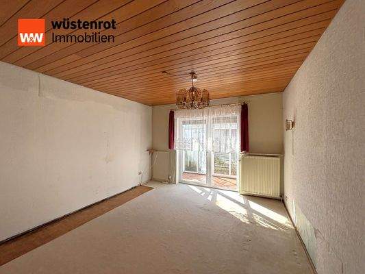 Wohnzimmer mit Wintergarten