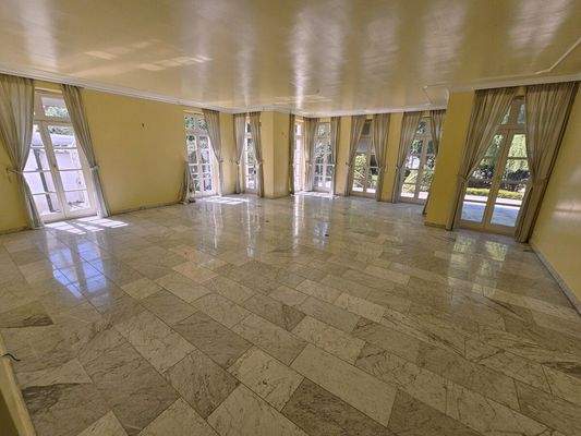 Wohnzimmer ca. 57 m²