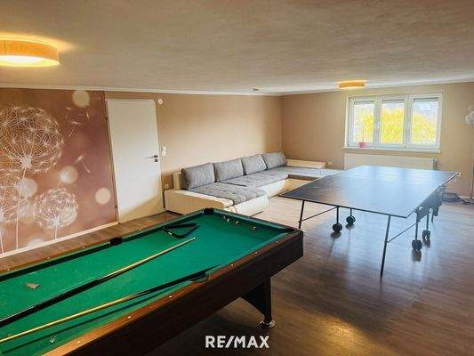 OG zentraler offener Wohnraum