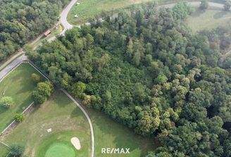 Blick auf die Liegenschaft