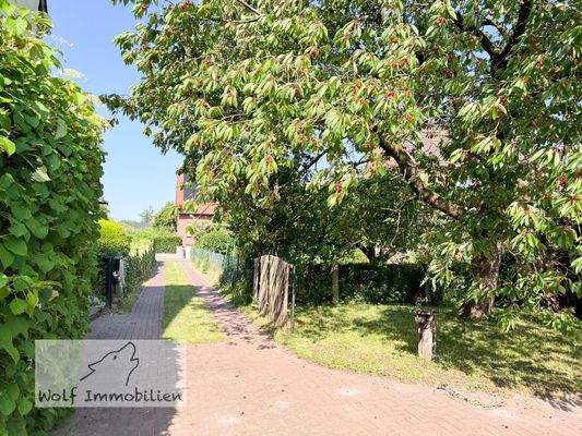 Hof mit privater Zufahrt