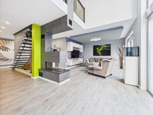 Galerie/Wohnbereich/Kamin