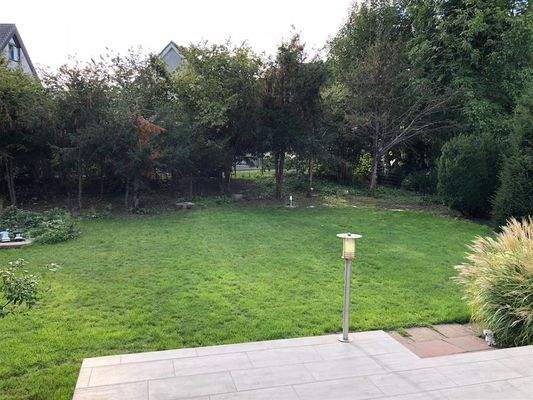 Terrasse und Garten mit Privatsphäre