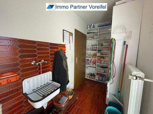 Abstellraum hinter Küche