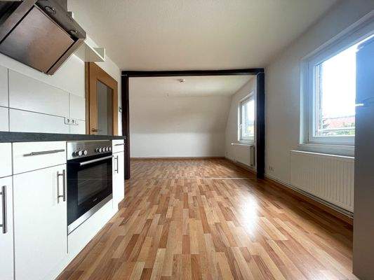 Essbereich und Wohnzimmer