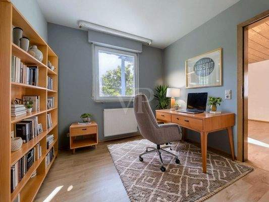 Arbeitszimmer (digitales Staging)