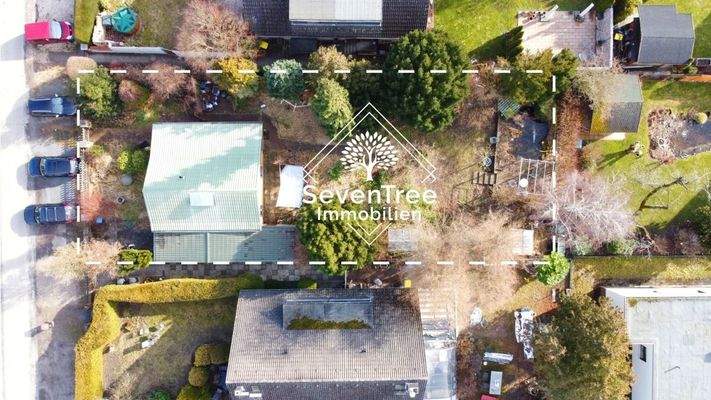 Luftaufnahme mit ungefährer Grundstücksgrenze