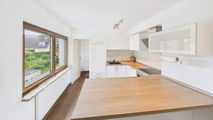 CAM01984G0-PR0499-STILL016