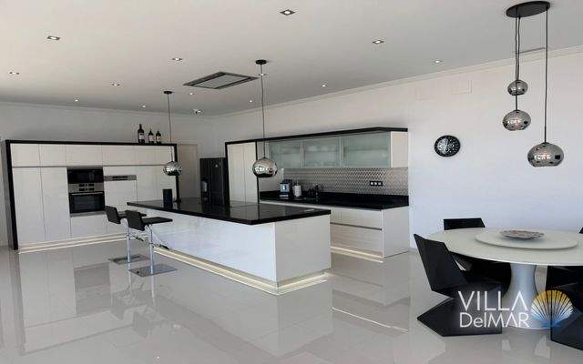 L-402 Villa del Mar Calpe Costa Blanca0024.jpeg