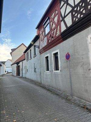 Seitenstraße Zufahrt Garage