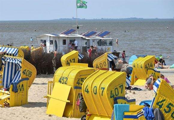 gepflegter Sandstrand