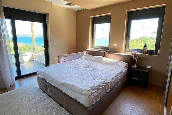 Luxuriöses Steinhaus mit Hamam, Pool und Meerblick