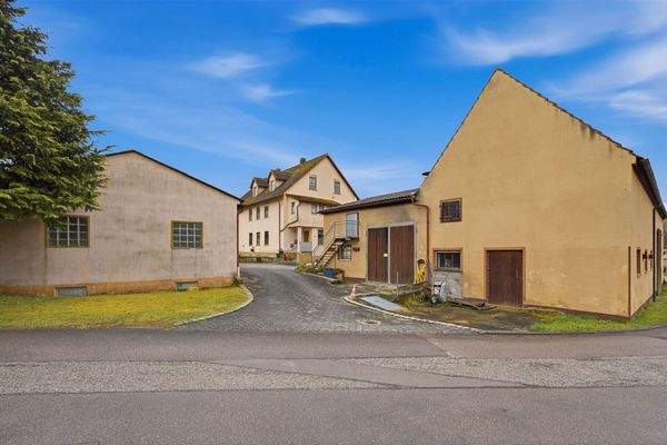 Nebengebäude/ Werkstatt