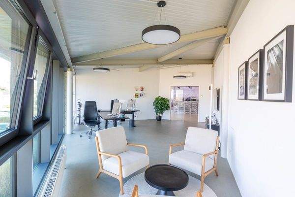 Büro / Besprechungsraum im Obergeschoss