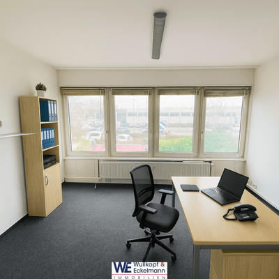 Büro (KI-generiert)