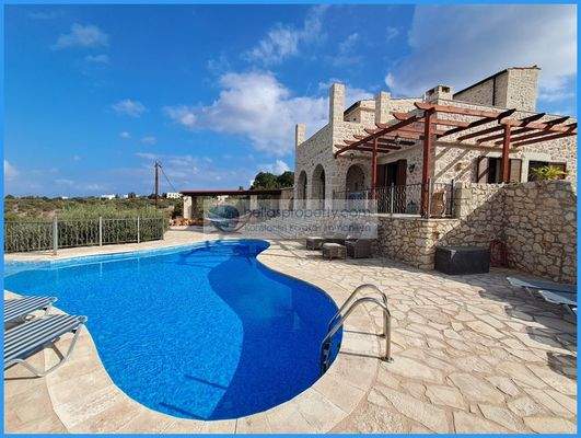 Stone-Villa-for-sale-in-Kambpia-20241025_110252