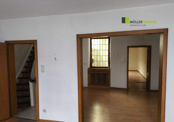 Durchgang vom Wohnzimmer zum Esszimmer 1. OG