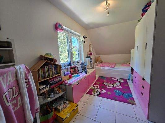 Kinderzimmer 1