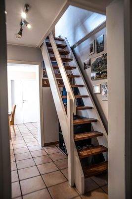 Treppenaufgang zum Dachzimmer