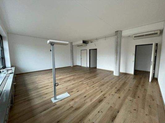 Büro/Konferenz (Bsp.)