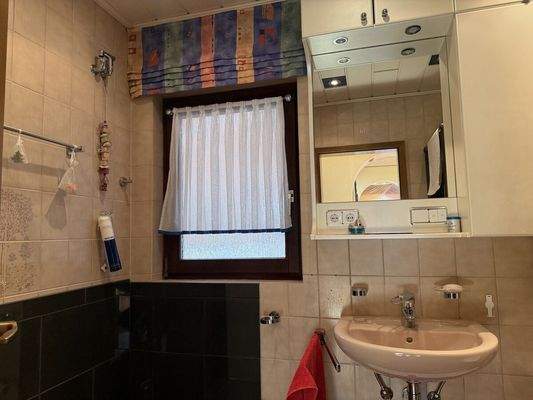 EG Badezimmer - Ansicht I I