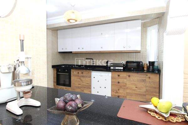 Furnished Semi-Detached House with Private Garden in Belek Antalya