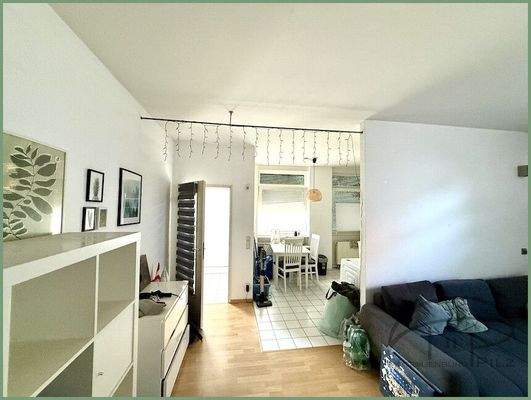 Eingang EG vorne links