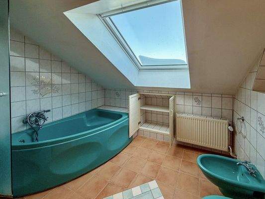 Vollbad Dachgeschoss