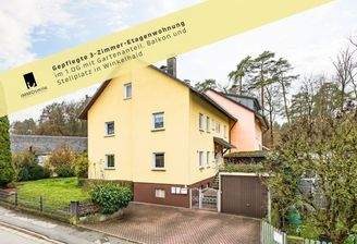 Zur Wohneinheit Obergeschoss gehört ein Außenstellplatz