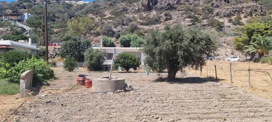 Kreta, Agia Fotia: Einfamilienhaus in unmittelbarer Meeresnähe zu verkaufen