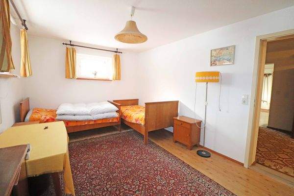 Keller Schlafzimmer.jpg