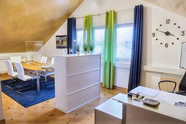 Gewerbefläche, DG - Arbeitszimmer