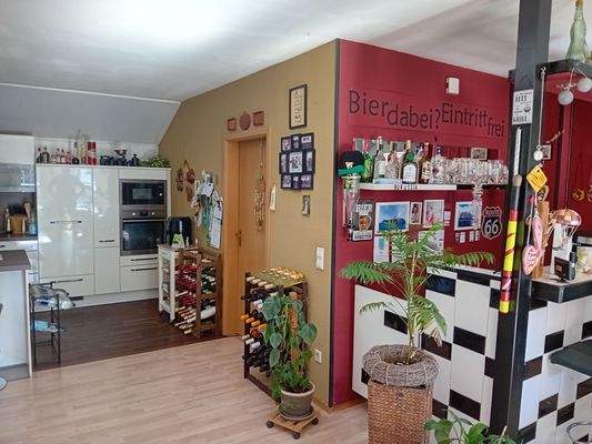 Wohn-, Esszimmer, Küche 3