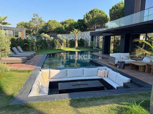 Villas with Private Pools Near the Sea in Türkbükü Bodrum