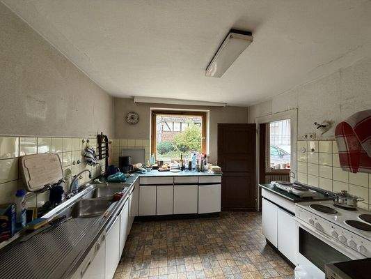 EG Küche Bild 1