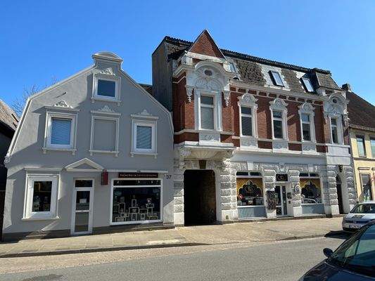 Straßenanasicht vorne