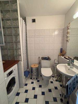 Duschbad mit WaMa-Anschluss