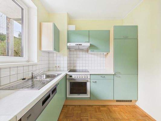 CAM04191G0-PR0057-STILL003