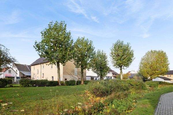 Umgebungsbild, Bestandshaus und Grundstück 