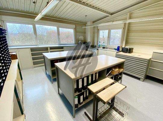 INFOS UNTER: 06171-586000