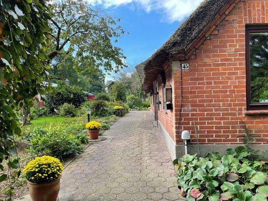 separate fußläufige Zuwegung