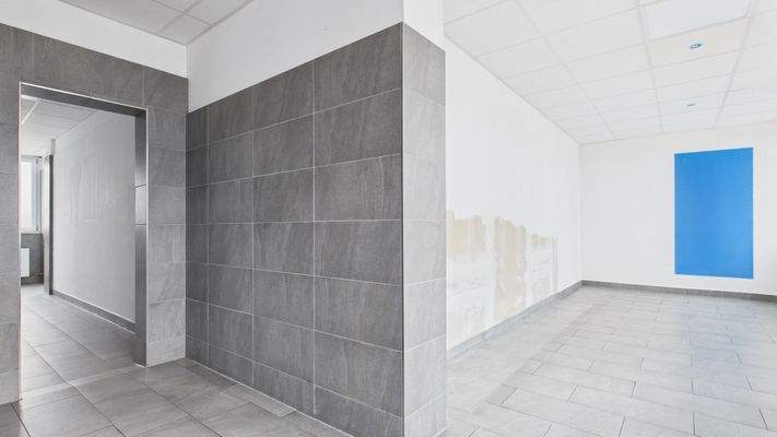 1.OG Umkleidebereich.jpg