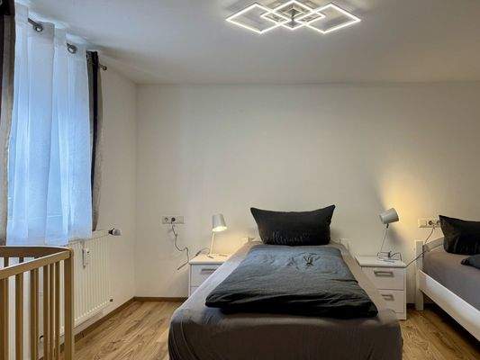 Ferienwohnung: 2 Bett-Zimmer oder Schlafzimmer