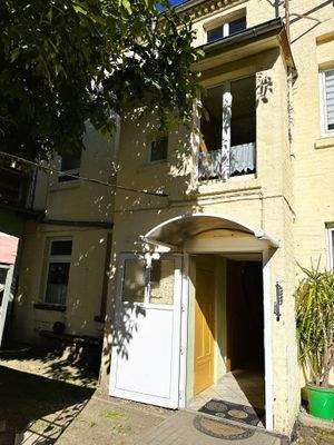 Fassade Rückseite  li.JPEG