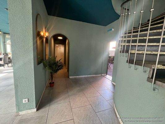 Toiletten Damen und Herren 